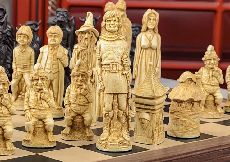 Themed Chess Pieces Themed Chess Pieces