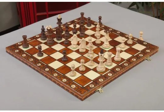 The Consul Chess Set
